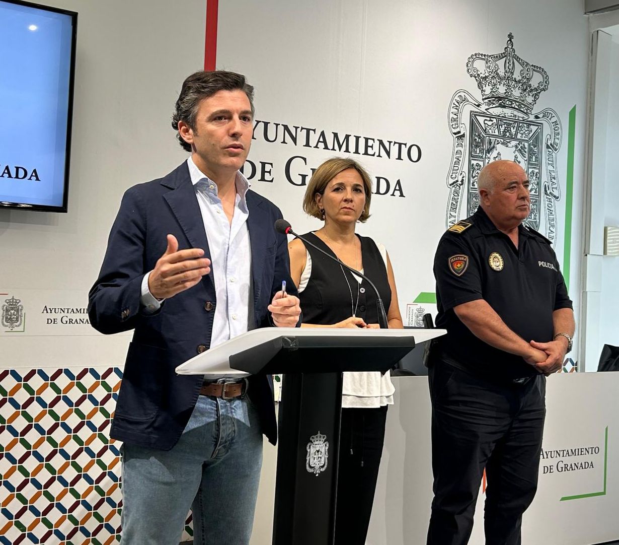 ©Ayto.Granada: El Ayuntamiento califica de “xito rotundo” la nueva organizacin de la Polica Local con un 233% ms de agentes los fines de semana y atendiendo el  100% de las llamadas al 092